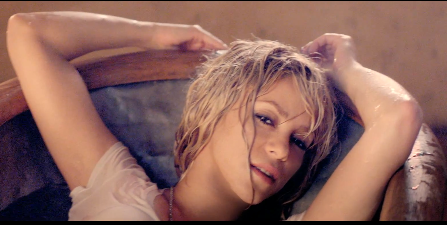 Shakira - Addicted To You
