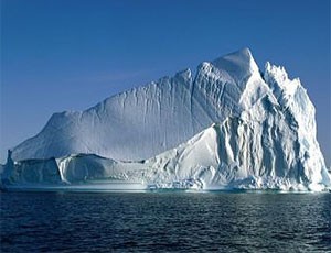 Ледник в Гренландии тает с угрожающей быстротой
